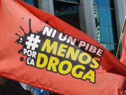 CONSUMOS PROBLEMÁTICOS, SOCIEDADES SIN HORIZONTES CONSUMOS PROBLEMÁTICOS, SOCIEDADES SIN HORIZONTES